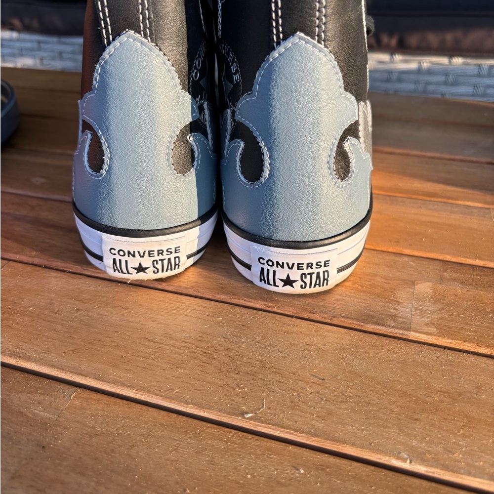 Women Converse High Top Shoe - Picture 3 of 4